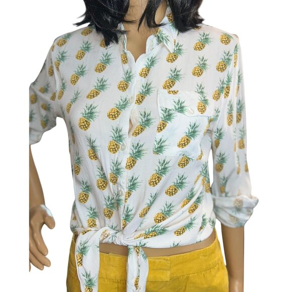 (6 for $25) Love Notes Button Down Tie Frontβ Shirt in Pineapple Print-Medium - Picture 5 of 6